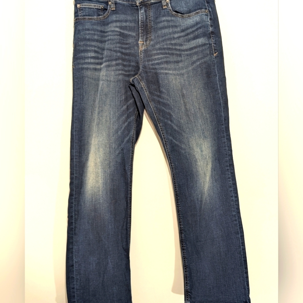 Express Classic Stretch Jeans – Dark Denim Wash – Size 33x30 – Excellent Used Co